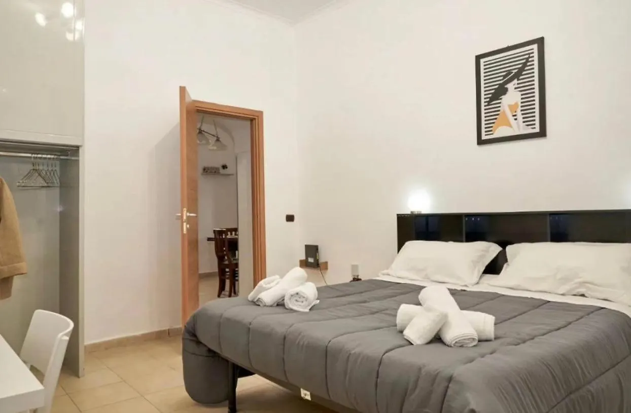 Home Love 45 Naples Italy
